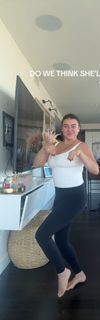 Kalani Hilliker feet photo thumbnail