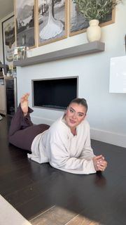 Kalani Hilliker feet photo 15