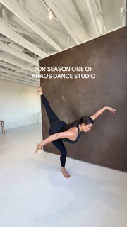 Kalani Hilliker feet photo 20
