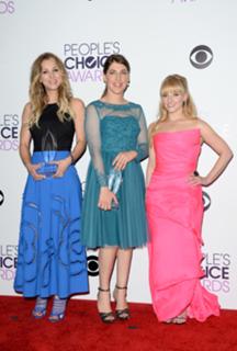 Kaley Cuoco feet photo thumbnail