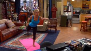 Kaley Cuoco feet photo thumbnail