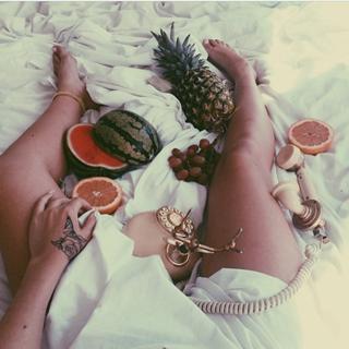 Kali Uchis feet photo thumbnail