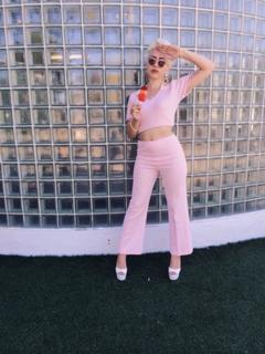 Kali Uchis feet photo thumbnail