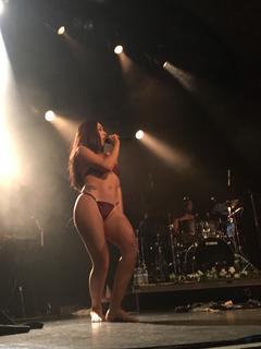 Kali Uchis feet photo thumbnail