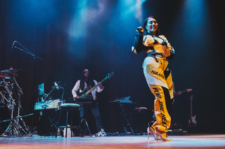 Kali Uchis feet photo thumbnail