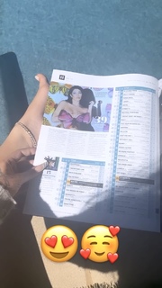 Kali Uchis feet photo thumbnail