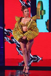 Kali Uchis feet photo thumbnail