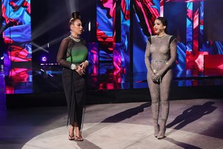 Kali Uchis feet photo thumbnail