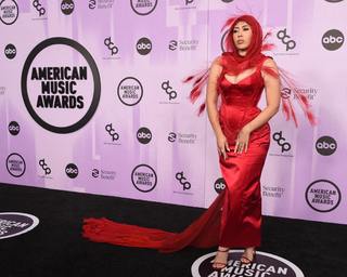 Kali Uchis feet photo thumbnail