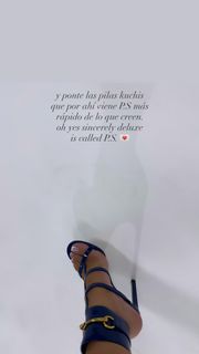 Kali Uchis feet photo thumbnail