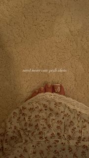 Kali Uchis feet photo 15
