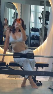 Kali Uchis feet photo 1