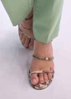 Kalinka Schutel feet photo 12
