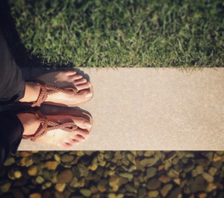Kalyani Priyadarshan feet photo thumbnail