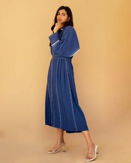 Kalyani Priyadarshan feet photo thumbnail