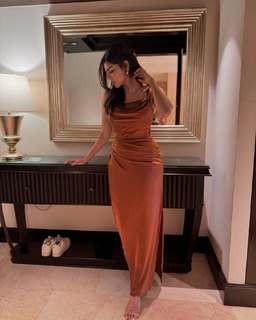 Kalyani Priyadarshan feet photo thumbnail