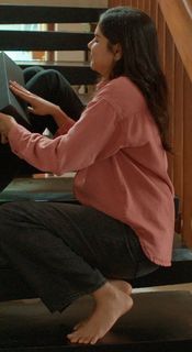 Kalyani Priyadarshan feet photo thumbnail