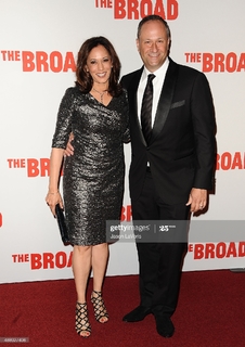 Kamala Harris feet photo thumbnail