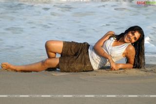 Kamalinee Mukherjee feet photo 14