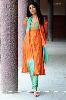 Kamalinee Mukherjee feet photo 17