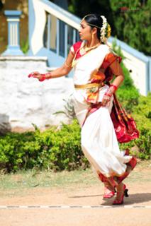 Kamalinee Mukherjee feet photo 9
