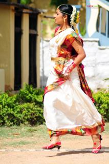 Kamalinee Mukherjee feet photo 8