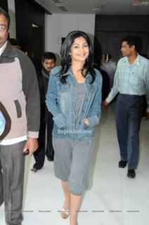 Kamalinee Mukherjee feet photo 11