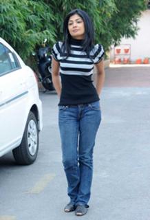 Kamalinee Mukherjee feet photo 4