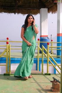 Kamalinee Mukherjee feet photo 12