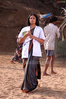 Kamalinee Mukherjee feet photo 10