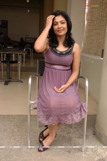 Kamalinee Mukherjee feet photo 8