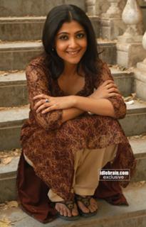 Kamalinee Mukherjee feet photo 10