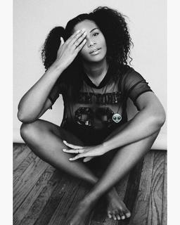 Kamie Crawford feet photo 4