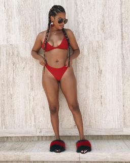 Kamie Crawford feet photo 8