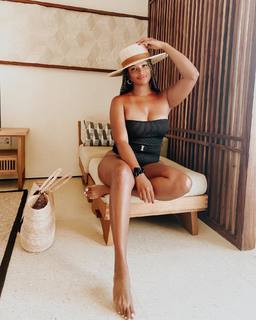Kamie Crawford feet photo 6