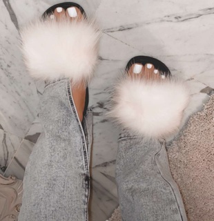 Kamila Tir feet photo 12