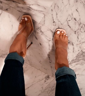Kamila Tir feet photo 6
