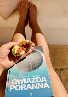 Kamilla Baar feet photo 1