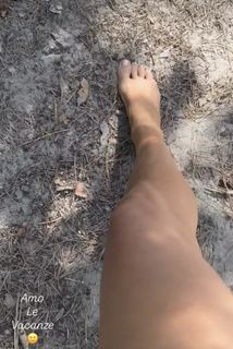 Kamilla Baar feet photo 8