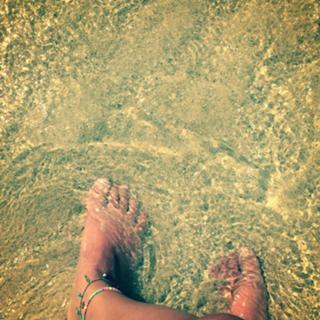 Kamilla Senjo feet photo 2