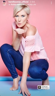 Kamilla Senjo feet photo 11