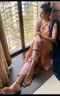 Kamya Punjabi feet photo 11