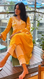 Kamya Punjabi feet photo 8