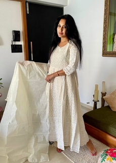 Kamya Punjabi feet photo 19