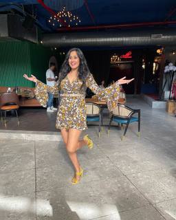 Kamya Punjabi feet photo 18