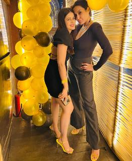 Kamya Punjabi feet photo 18