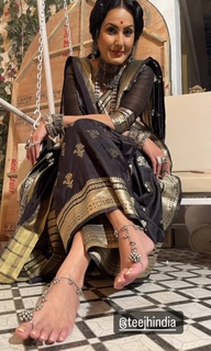 Kamya Punjabi feet photo 13