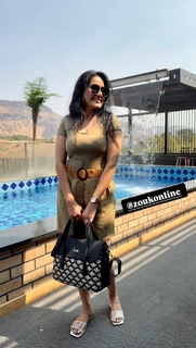 Kamya Punjabi feet photo 9