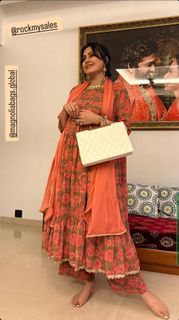 Kamya Punjabi feet photo 8