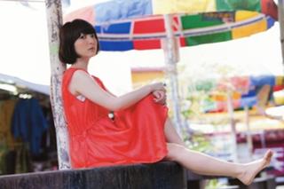 Kana Hanazawa feet photo 17